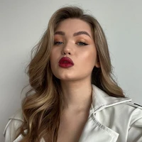 Amilia Wilson ( Model)