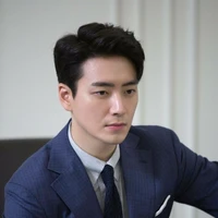 มอส(พ่อนางเอก)
