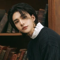 Hyunjin *Alfa*