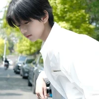 เมฆหนาว:วัยเด็ก