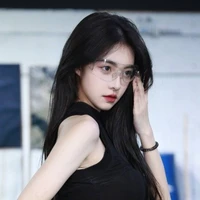 พราว(นางเอก1)