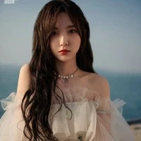 ฟ่าง👑//นางเอก