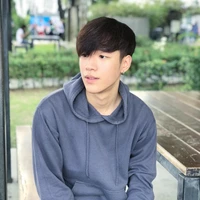 เหนือ(มือขวาพ.อ)