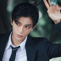 หานอี้หลง