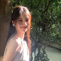 อีฟ (เพื่อนนางเอก)