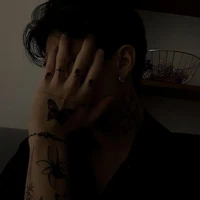 เซบาสเตียน(นักสืบส่วนตัวของนายเอก)