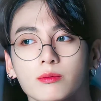 jungkookie ( Omega)