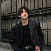 โซระ☀️(พระเอก)