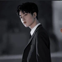 ไวท์{ลูกน้อง พอ.}