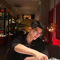 ธนินท์👑