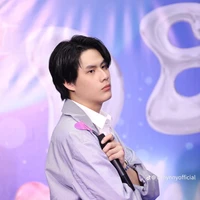 วินนี่(เพื่อนพระเอก)