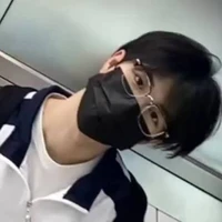 ลัคกี้(น.อ)