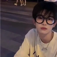 มิคกี้(พ.น.อ.ม.บอล)
