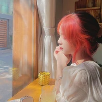 พราว [นางเอก]