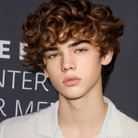 ⠀ ₊˚ʚ ᗢ₊˚🍁Biel🍁✧ ﾟ.〰₊⋆