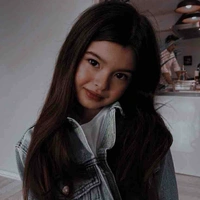 Paisley Luis (fl lil sis)