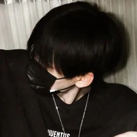 เฟิง[น.อ]