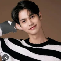 ไบร์ท​