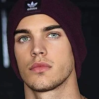 Cesar Montesinos (hermano)