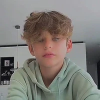 9 y Nike
