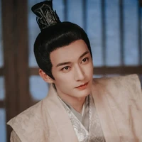 ฉิงอี้รั่ว(พ่อนร.)