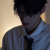 ธีรันท์ // พระเอก