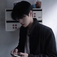 เบส(พระเอก)