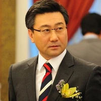 Choi ( Asisten )