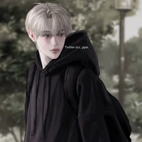 แม็กซ์(เพื่อนนายเอก)