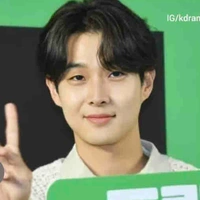 Kim Wooshik (Mrs. Park)