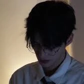 ปลื้ม(เพื่อนพระเอก)
