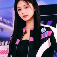 Tzuyu (twice)