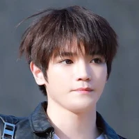 taeyong // mama mark