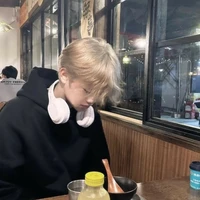 ซันเดย์👑