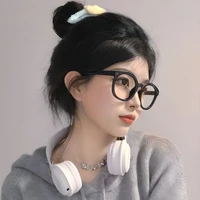 Akina Zeyfa(tmn)