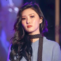 Fira (ibu Devan)