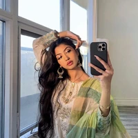 shree Sharma (witch 🧟)