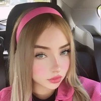 Ana Williams (16)(1.67)Zorra🙄