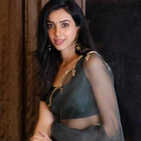 Riya chaturvedi/Fl bff/ secretar