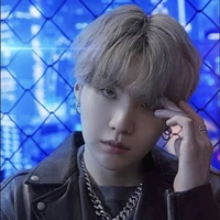 Yoongi Min (suga)