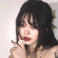 Mia 😒