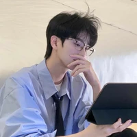 กานต์(มือขวา)