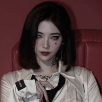 นาเดียร์👑(นางเอก)