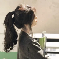 ใบหยก(เพื่อนนางเอก)