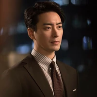 เเทน พ่อนางเอก