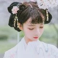 เมยเม่ย(คนใช้ส่วนตัวฮูหยินใหญ่)