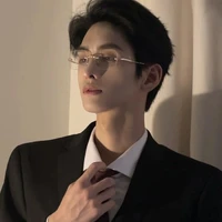 ภาคิน [พ.อ]😒🤬