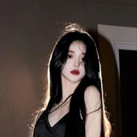 อุ๋มอิ๋ม//เพื่อนนํ้าหอม🙄💥🍓