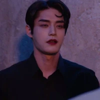 ศรันย์👑(ราชาแวมไพร์)
