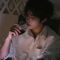 ⬜เซ้นส์(พ.อ+ใส่แว่น)